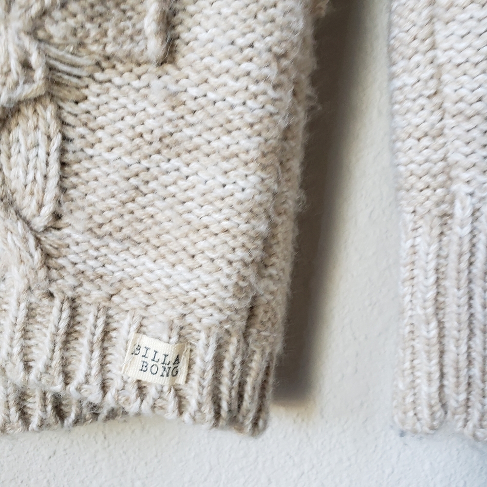 ❗SOLD❗Billabong Beige Knit Long Cardigan - Picture 6 of 8